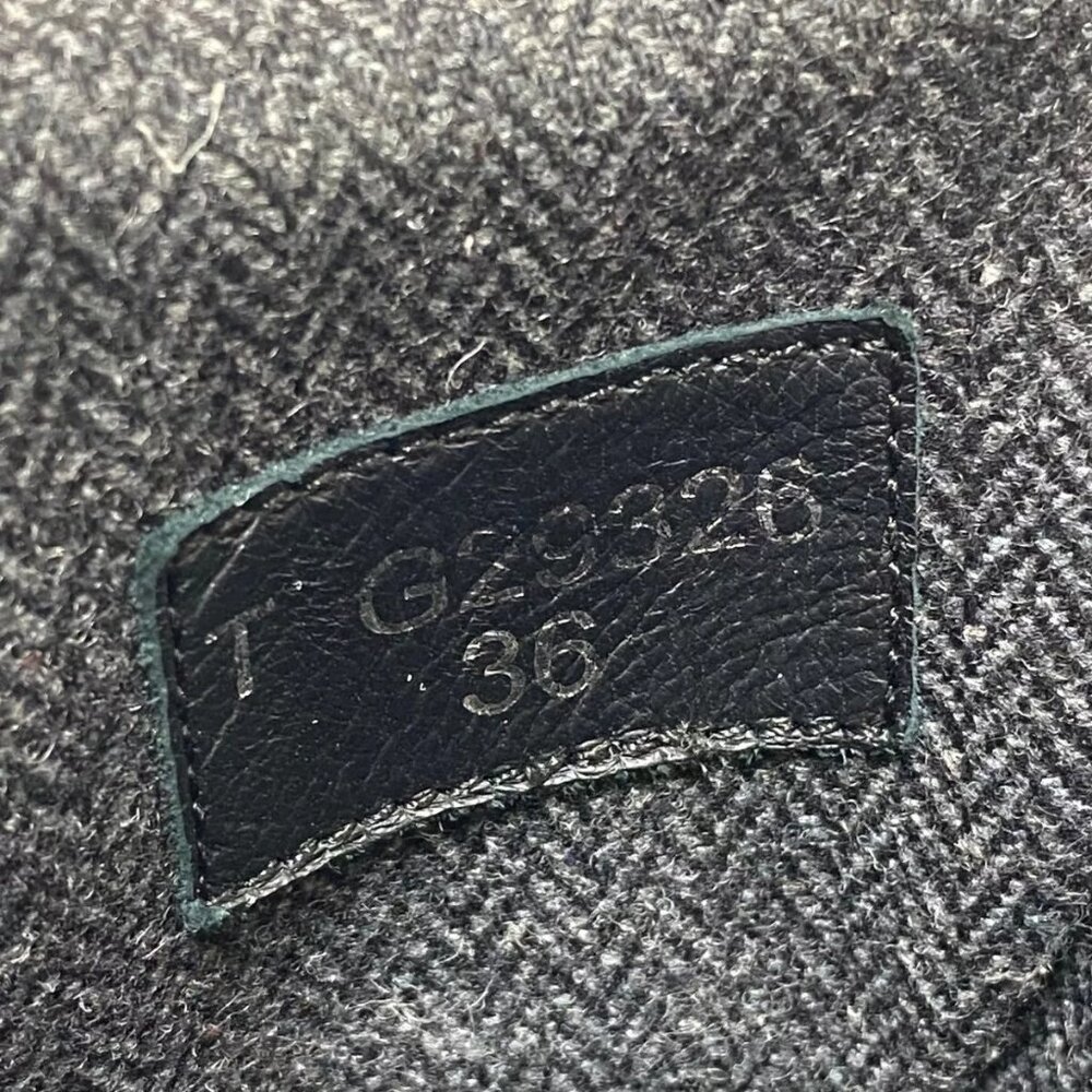 100% Authentic CHANEL Black Lambskin Wool Women's Sneakers 702-10824 - Picture 6 of 6